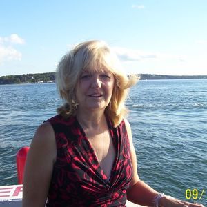 Meet your Posher, Helen